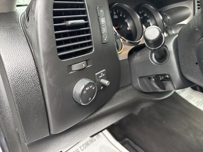 2011 Chevrolet SILVERADO 1500 CREW