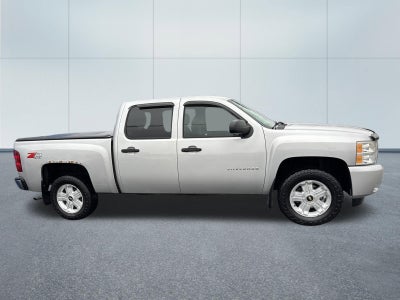 2011 Chevrolet SILVERADO 1500 CREW