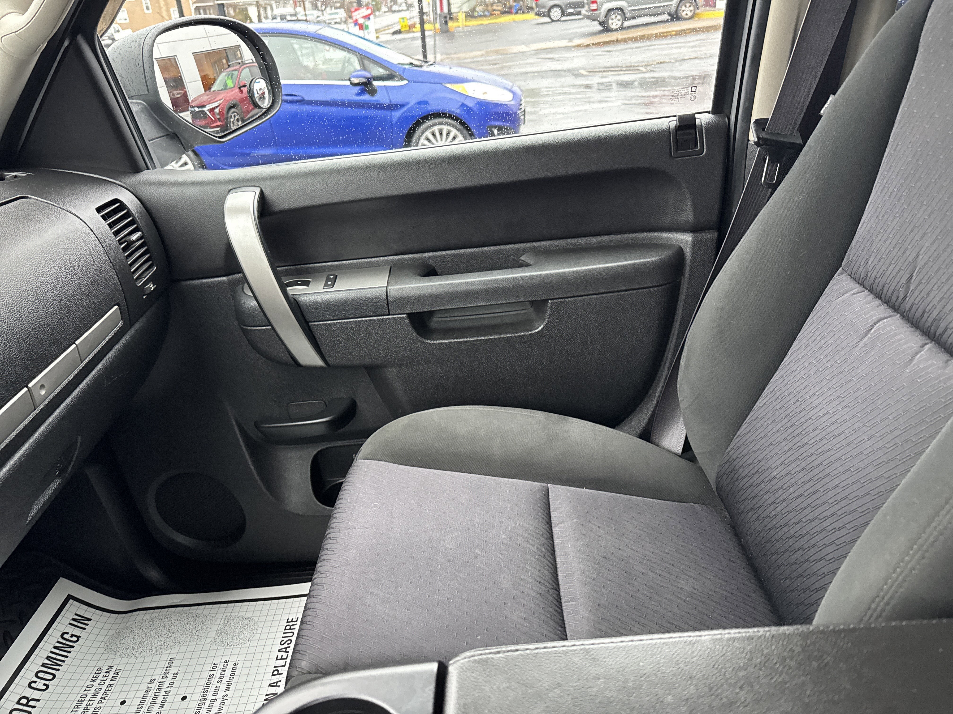 2011 Chevrolet SILVERADO 1500 CREW