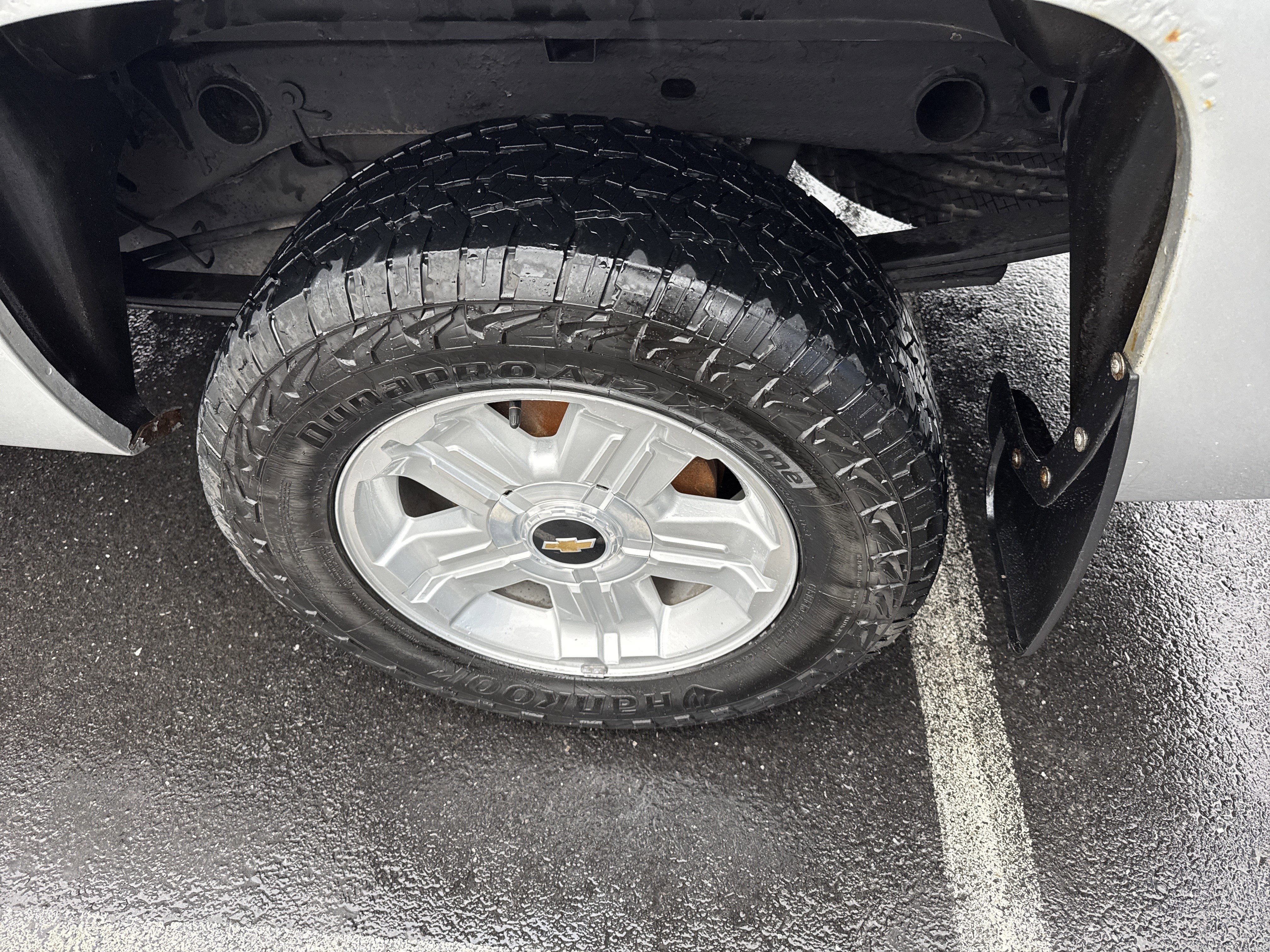 2011 Chevrolet SILVERADO 1500 CREW