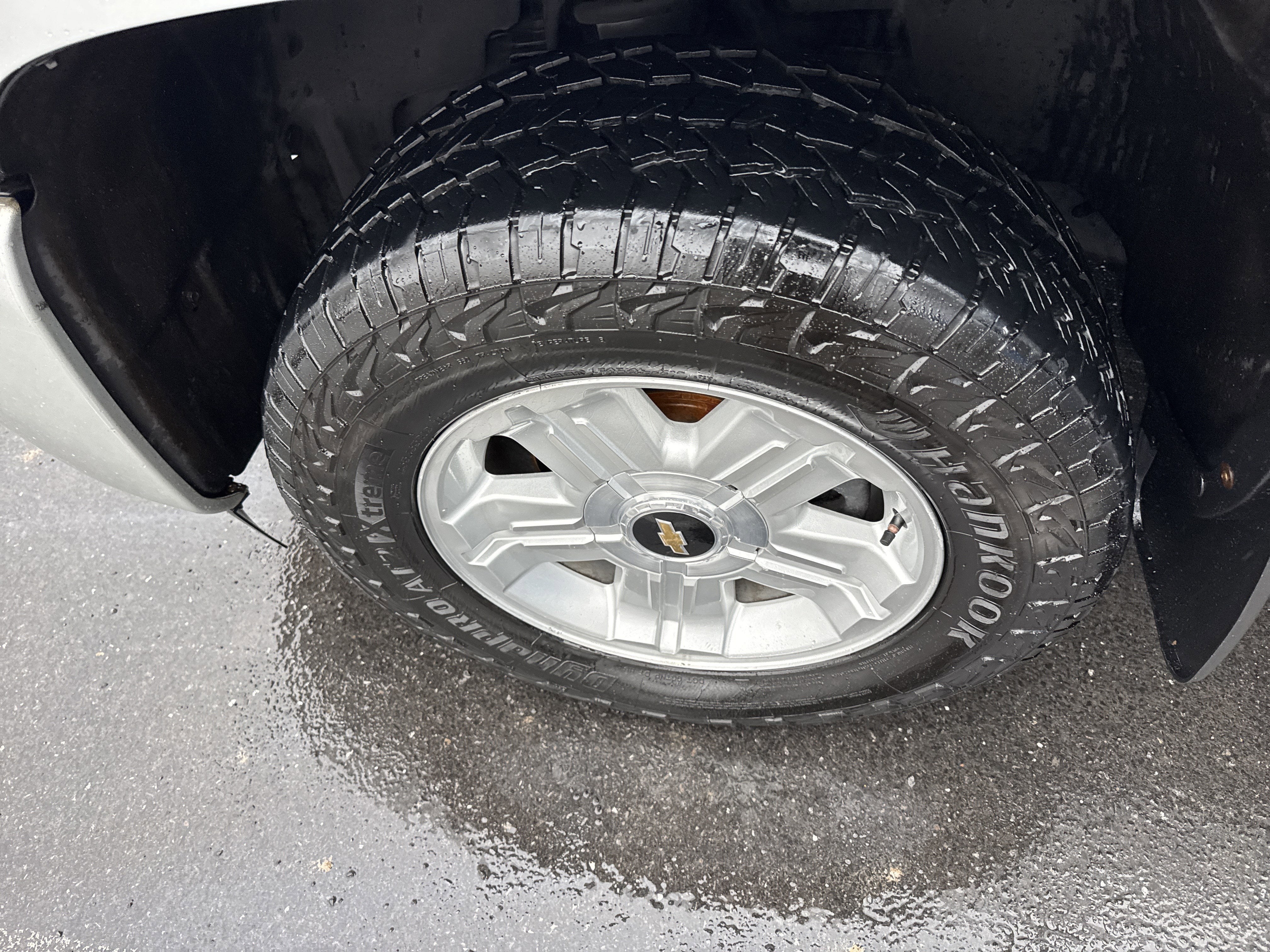 2011 Chevrolet SILVERADO 1500 CREW