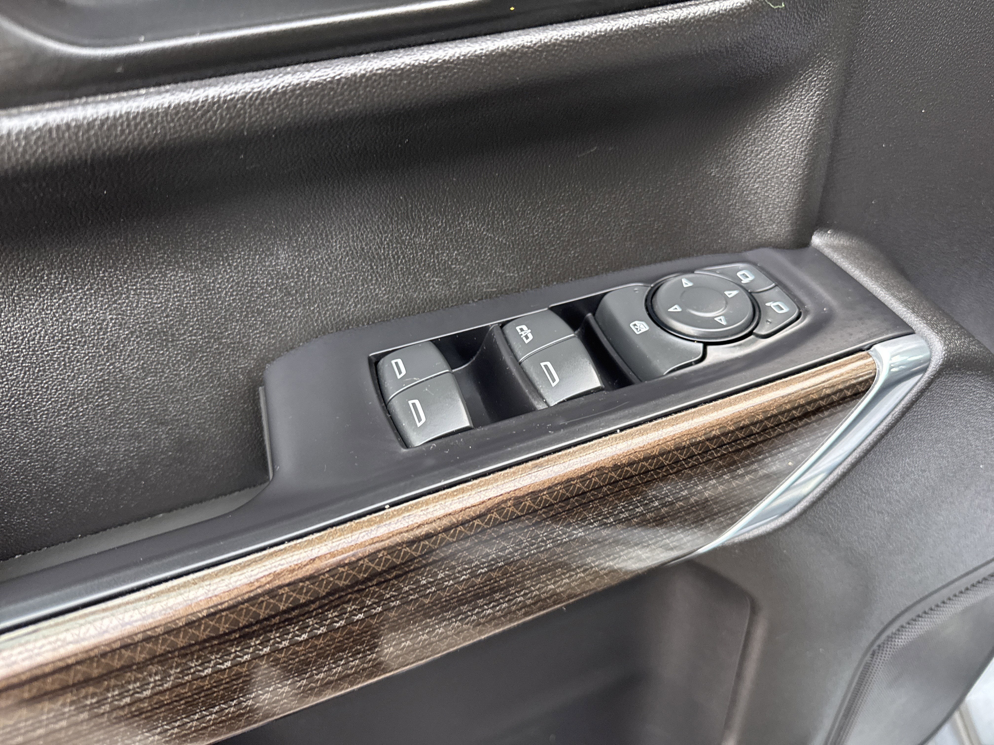 2021 Chevrolet SILVERADO 1500 TRAILBOSS