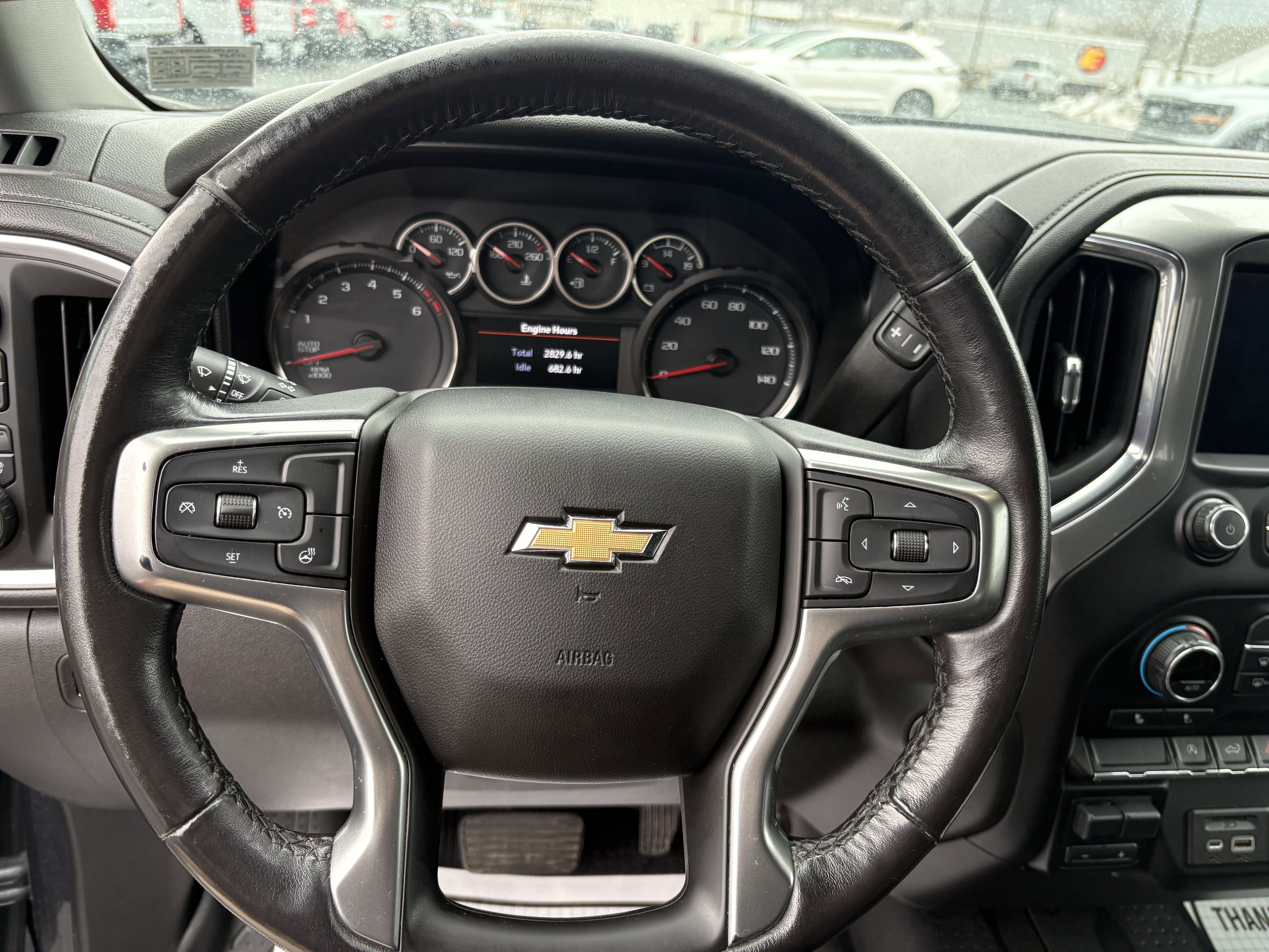 2020 Chevrolet SILVERADO 1500 LT