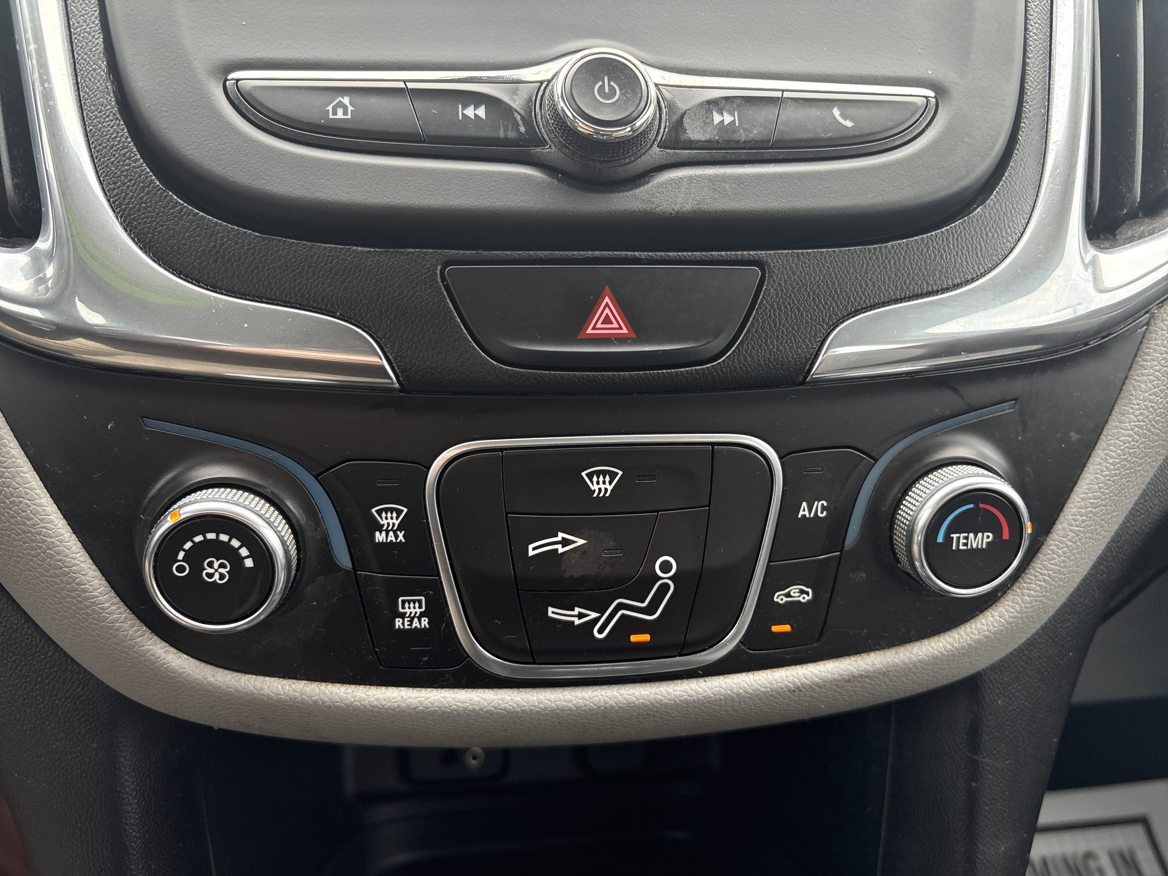 2018 Chevrolet EQUINOX LS