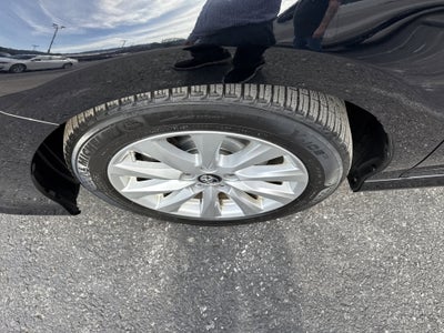 2018 Toyota CAMRY LE