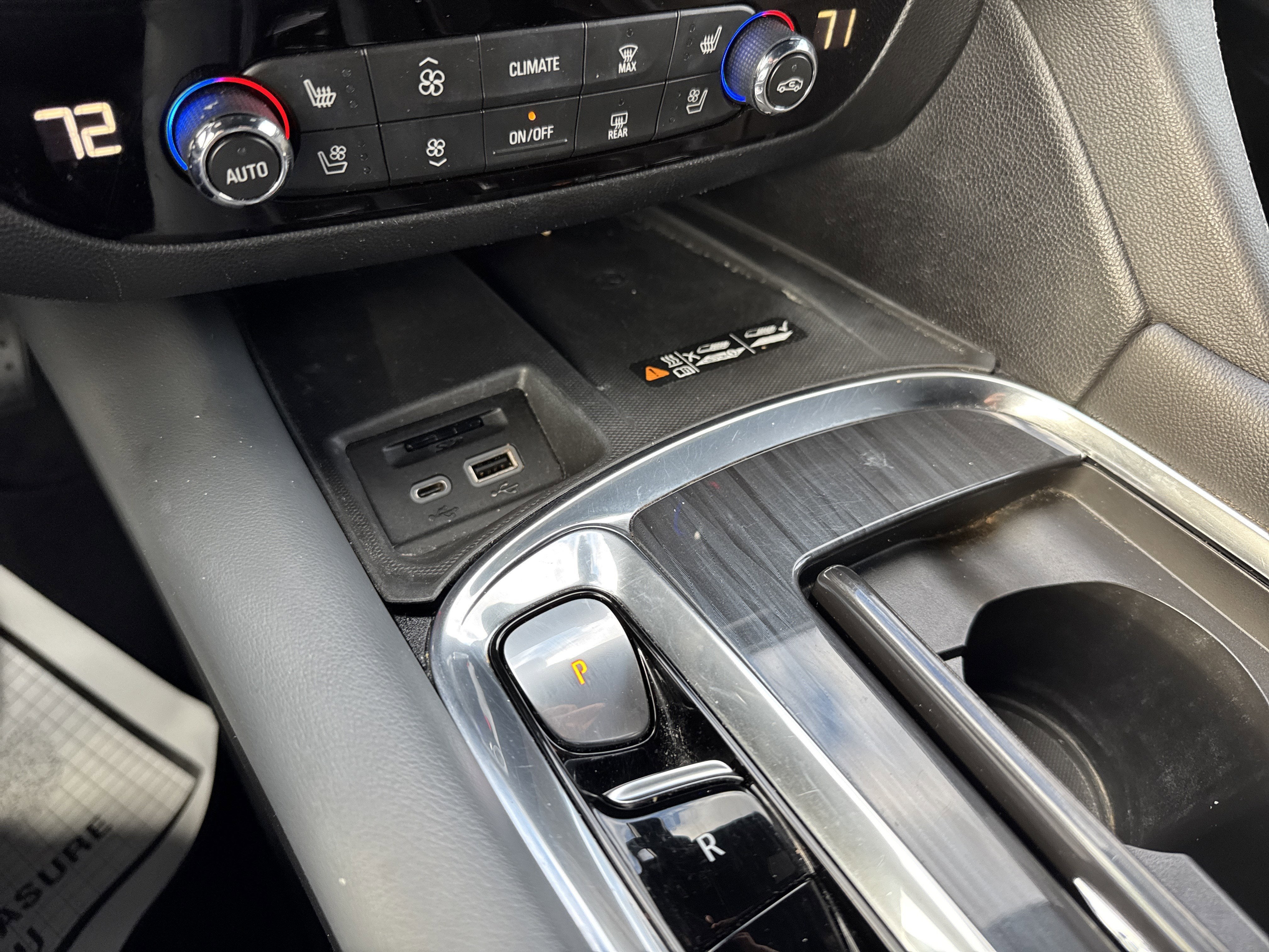 2022 Buick ENCLAVE PREMIUM