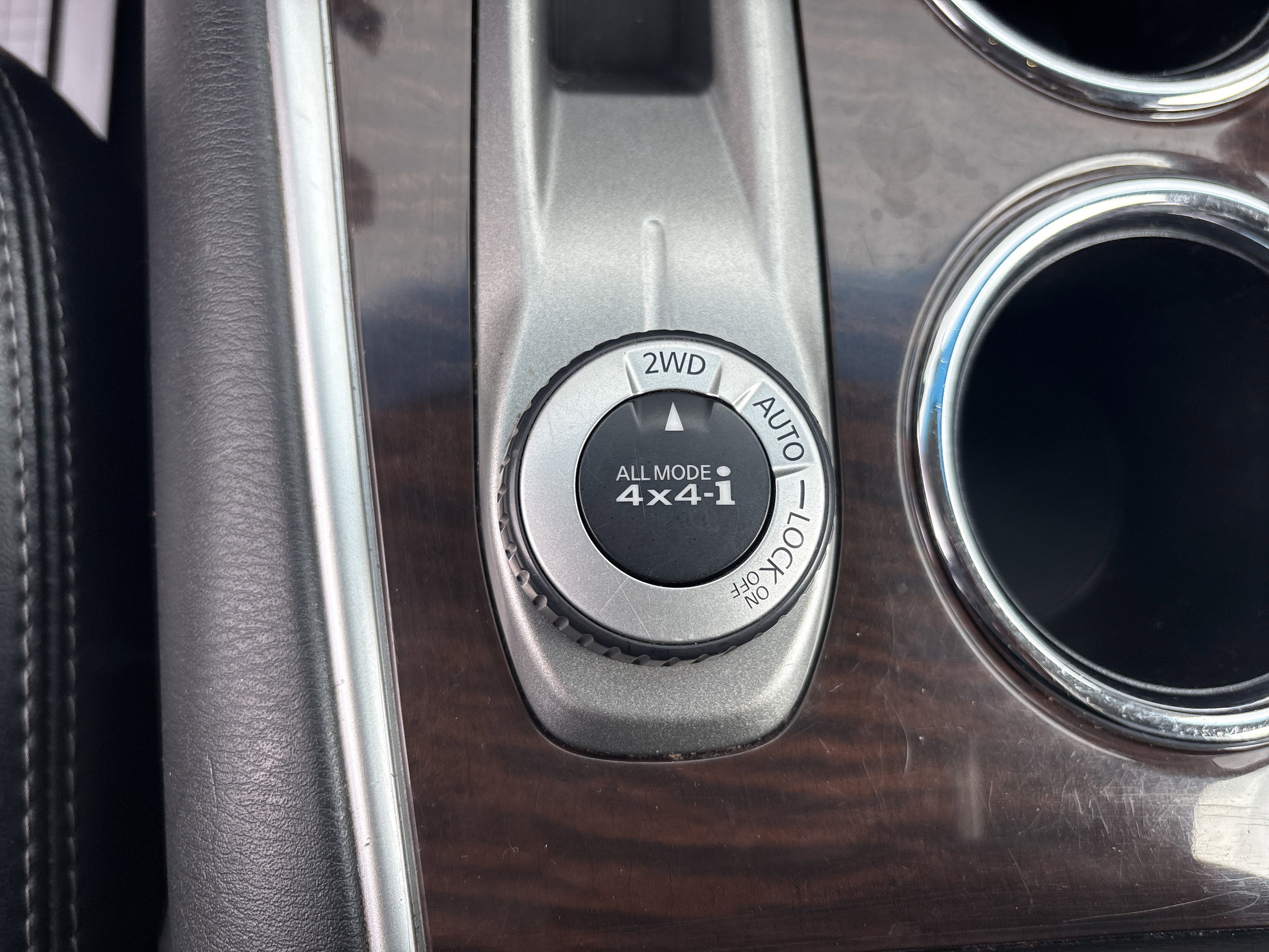 2014 Nissan PATHFINDER SL
