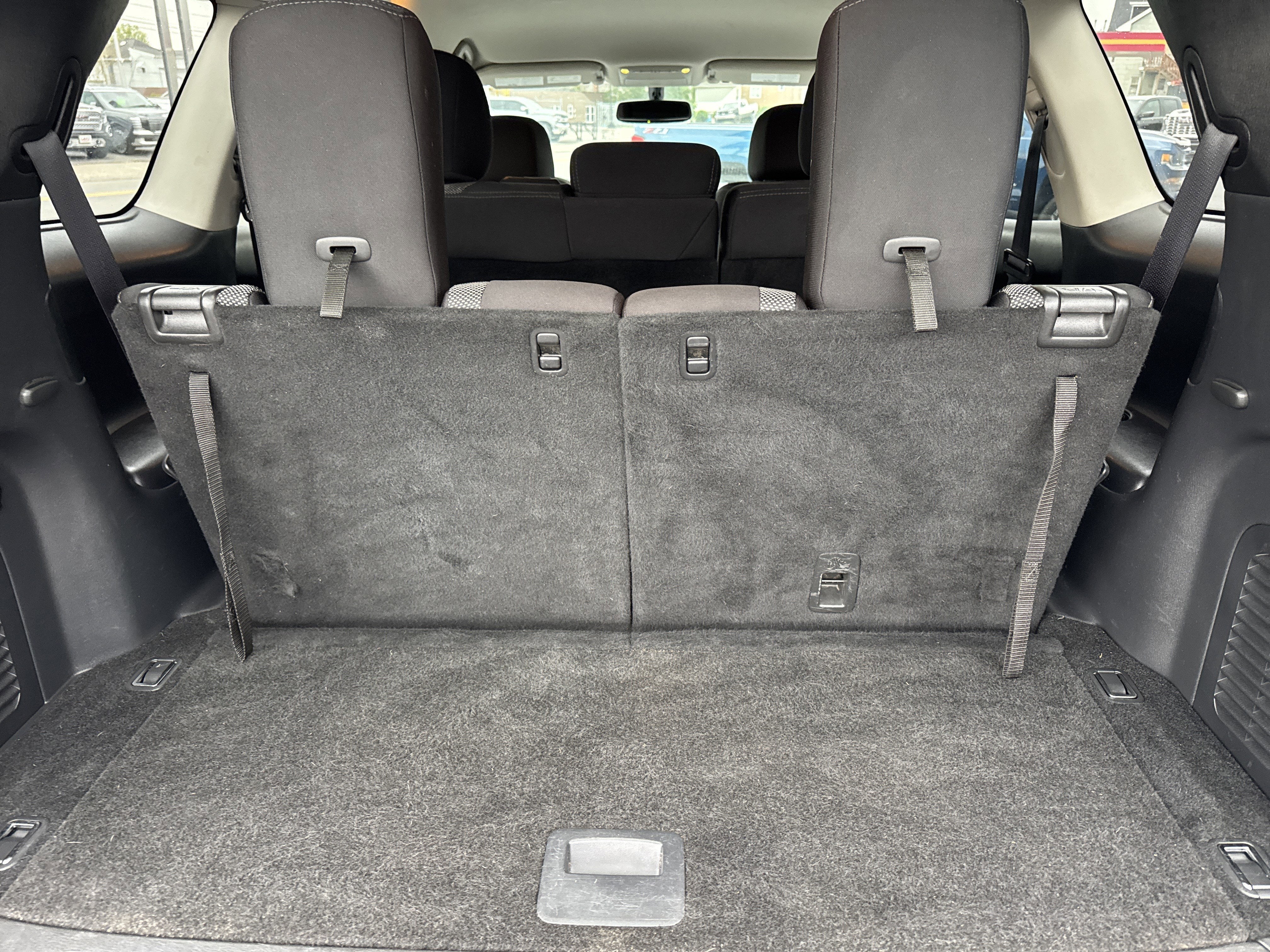 2017 Nissan PATHFINDER SV