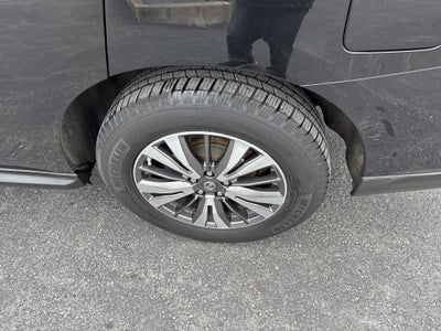 2017 Nissan PATHFINDER SV