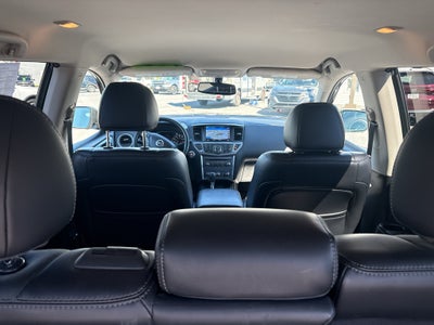 2019 Nissan Pathfinder SL