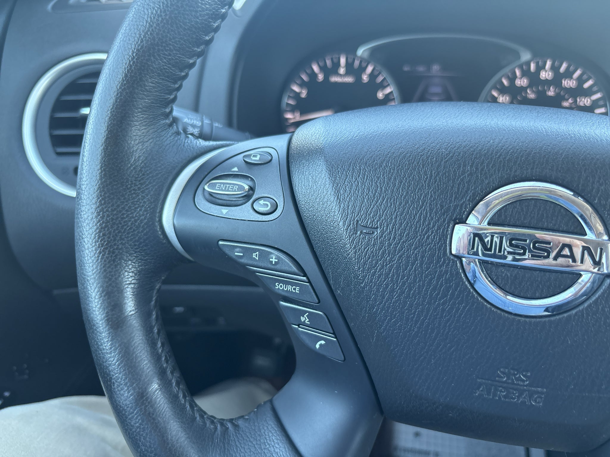 2019 Nissan Pathfinder SL