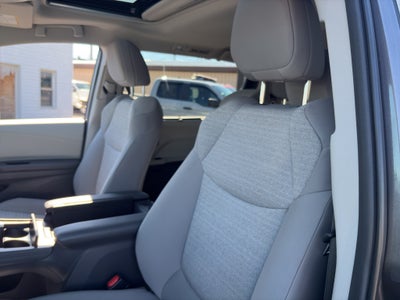 2024 Toyota Sienna LE