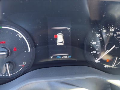 2024 Toyota Sienna LE