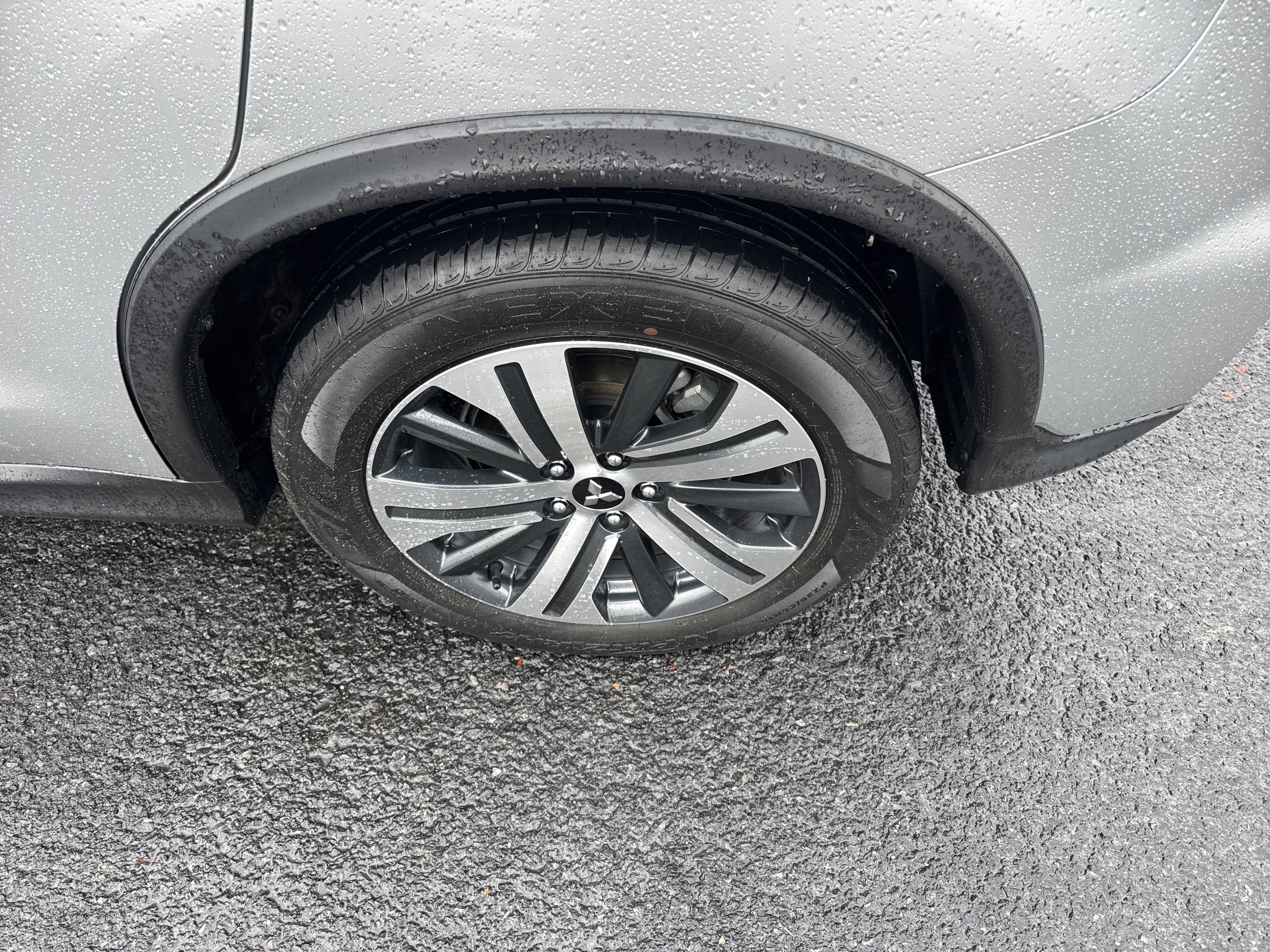 2024 Mitsubishi OUTLANDER SPORT SE