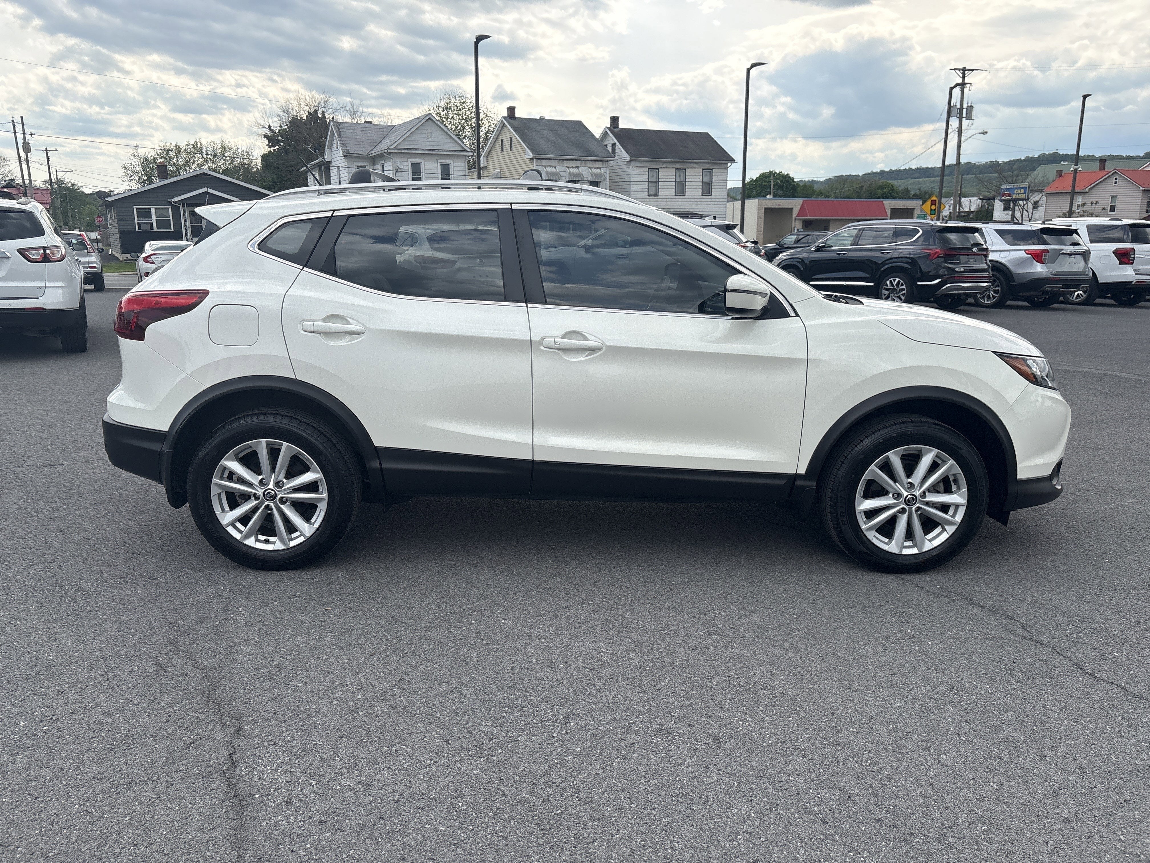 2019 Nissan ROGUE SPORT SV