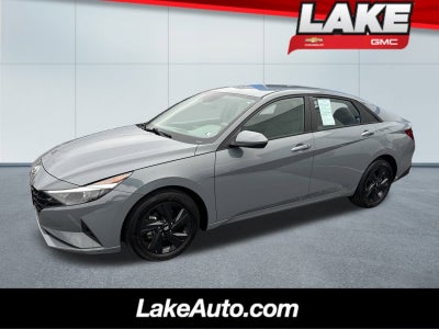 2022 Hyundai ELANTRA SEL