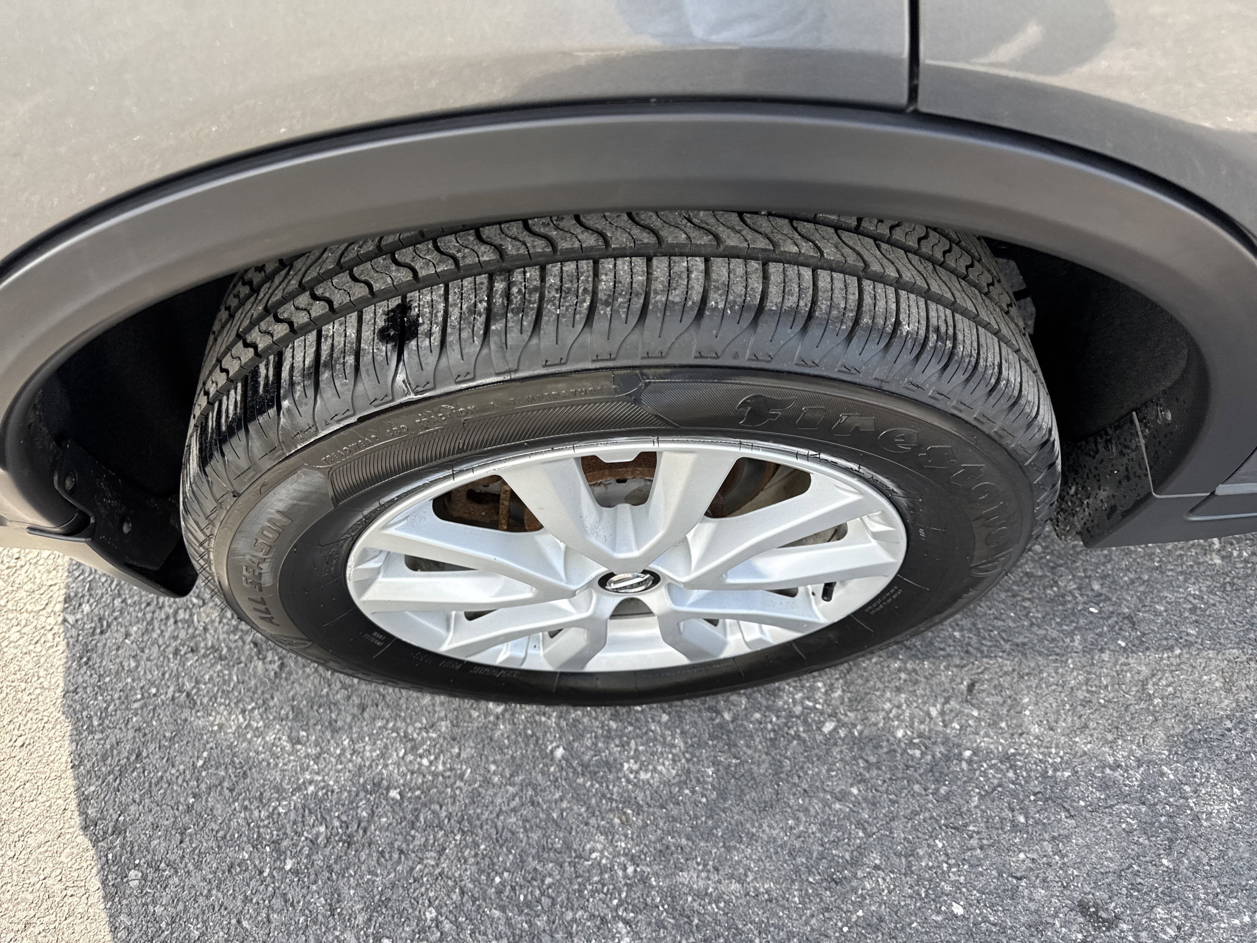 2019 Nissan ROGUE SV