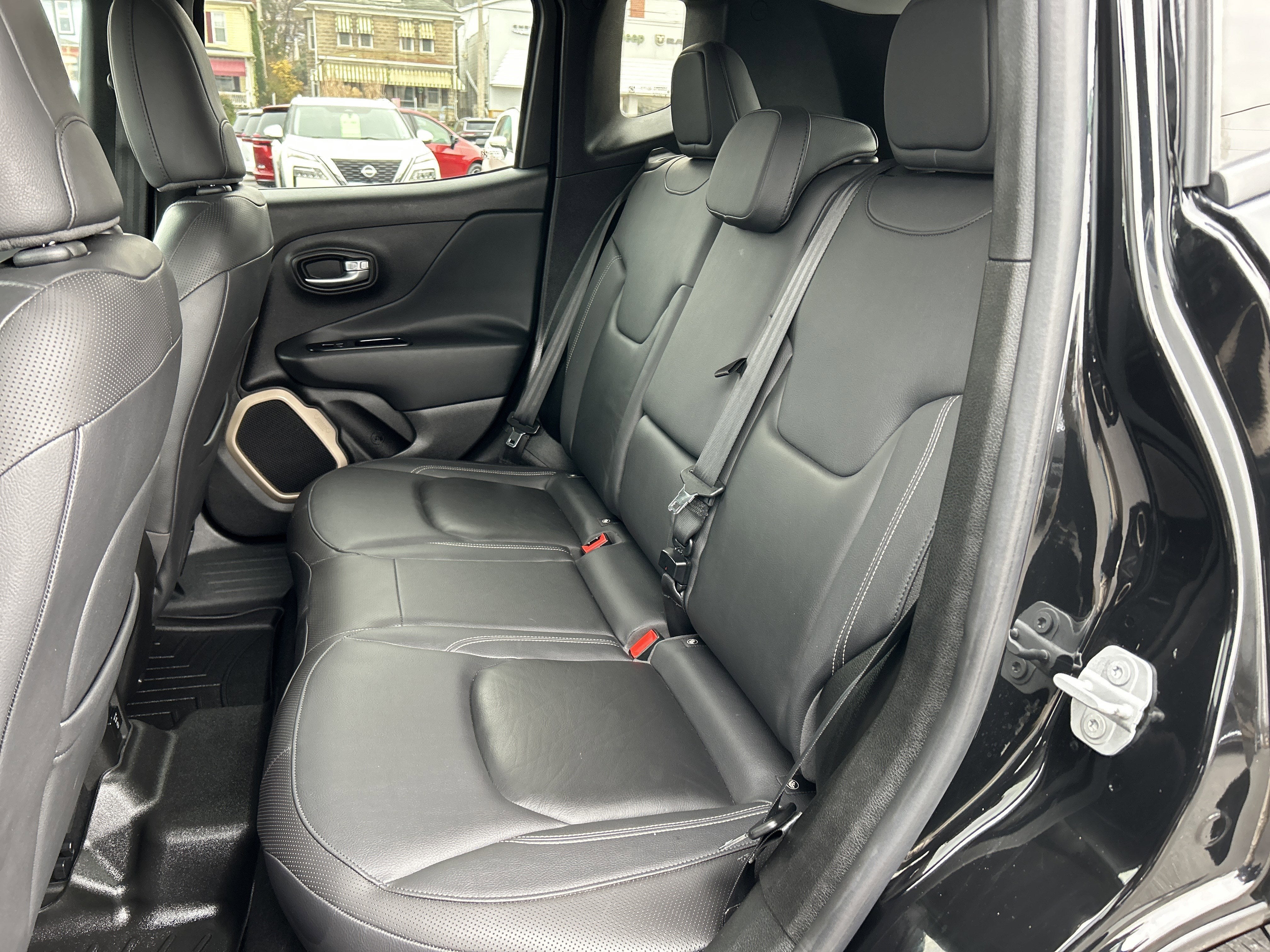 2017 Jeep RENEGADE LIMITED