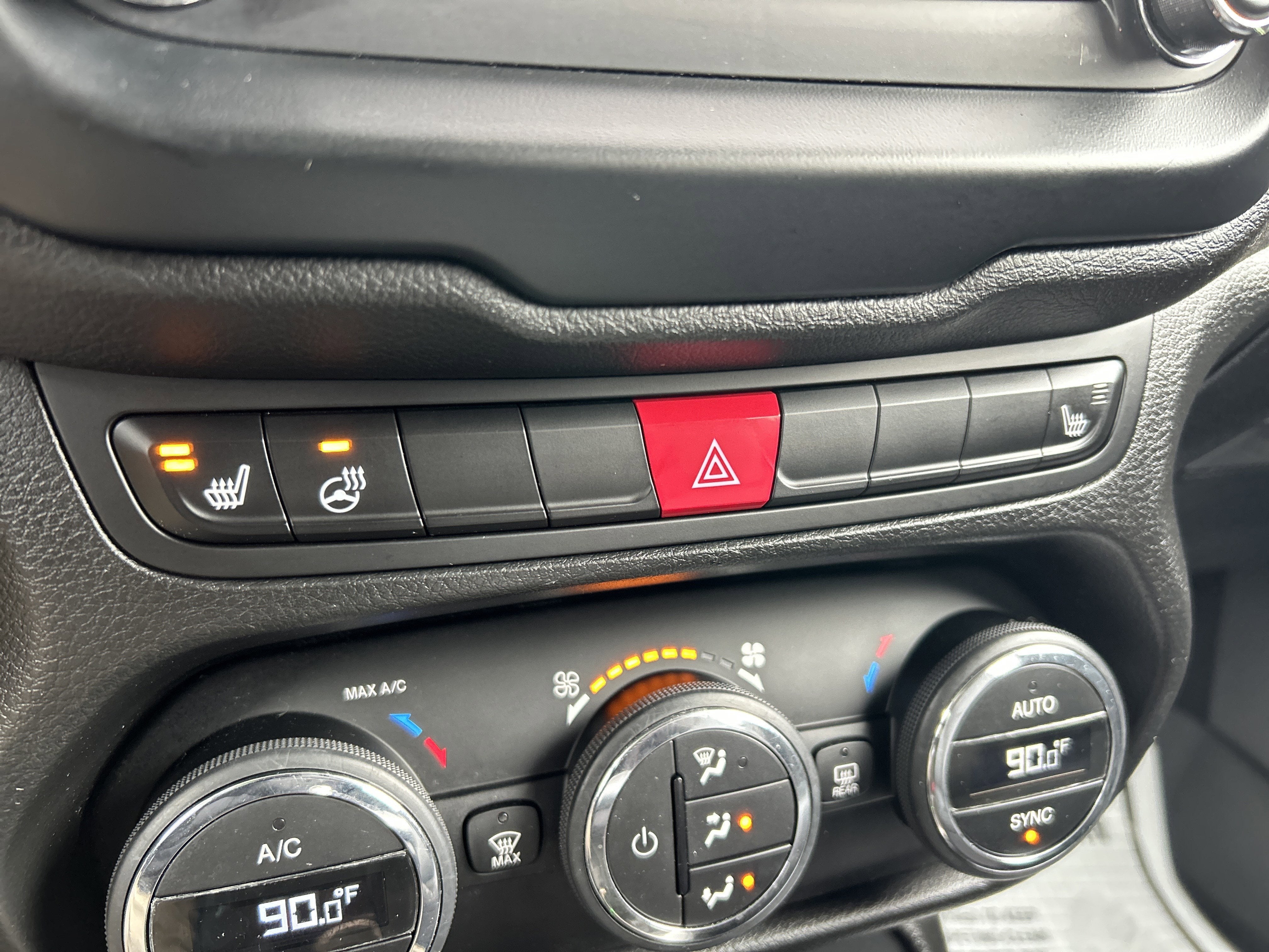 2017 Jeep RENEGADE LIMITED